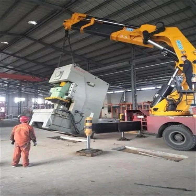 金牛租专业吊车报价,折臂吊车出租