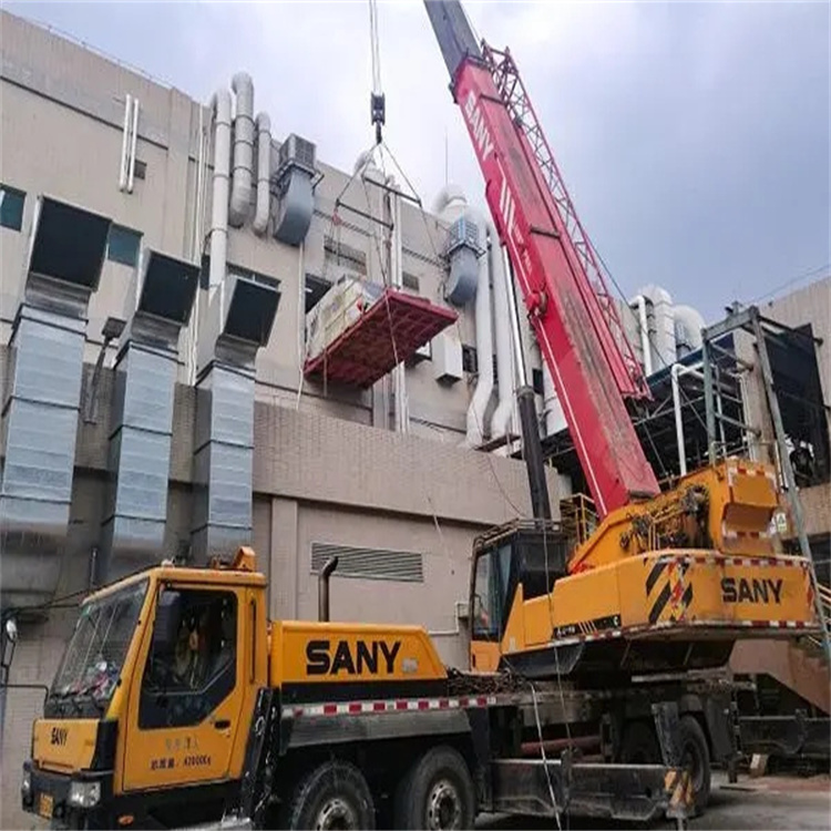 金牛租赁大型汽车吊，助力工程项目高效进行