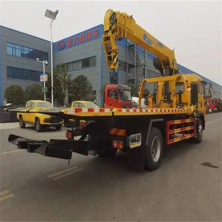 金牛附近小随车吊出租电话，轻松解决搬运烦恼