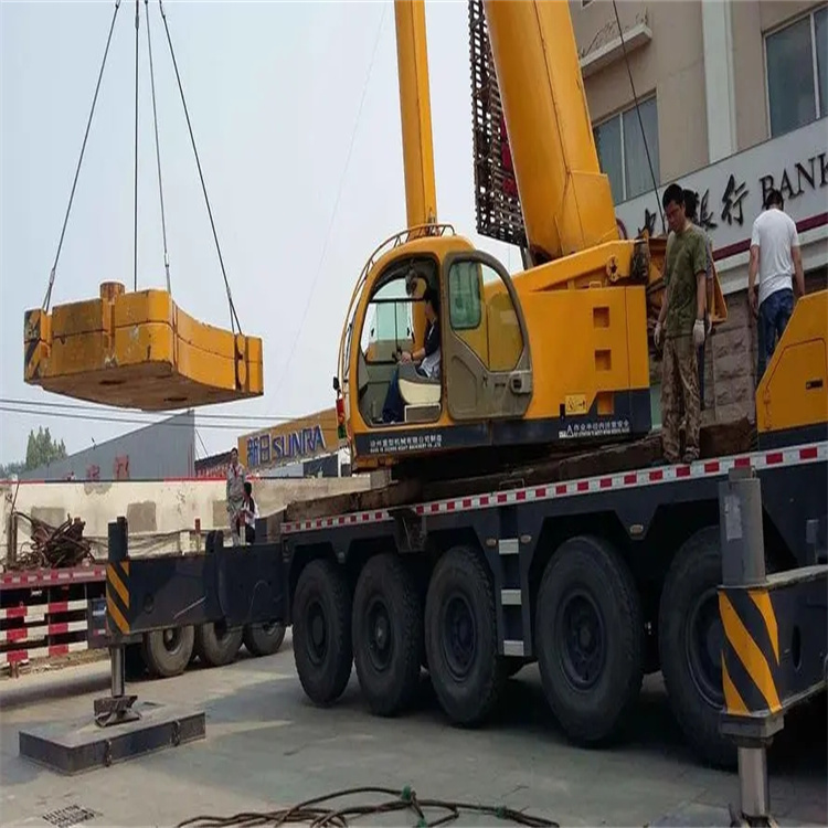 金牛吊车怎么吊玻璃